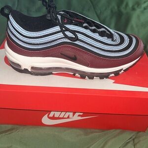 Nike shoes